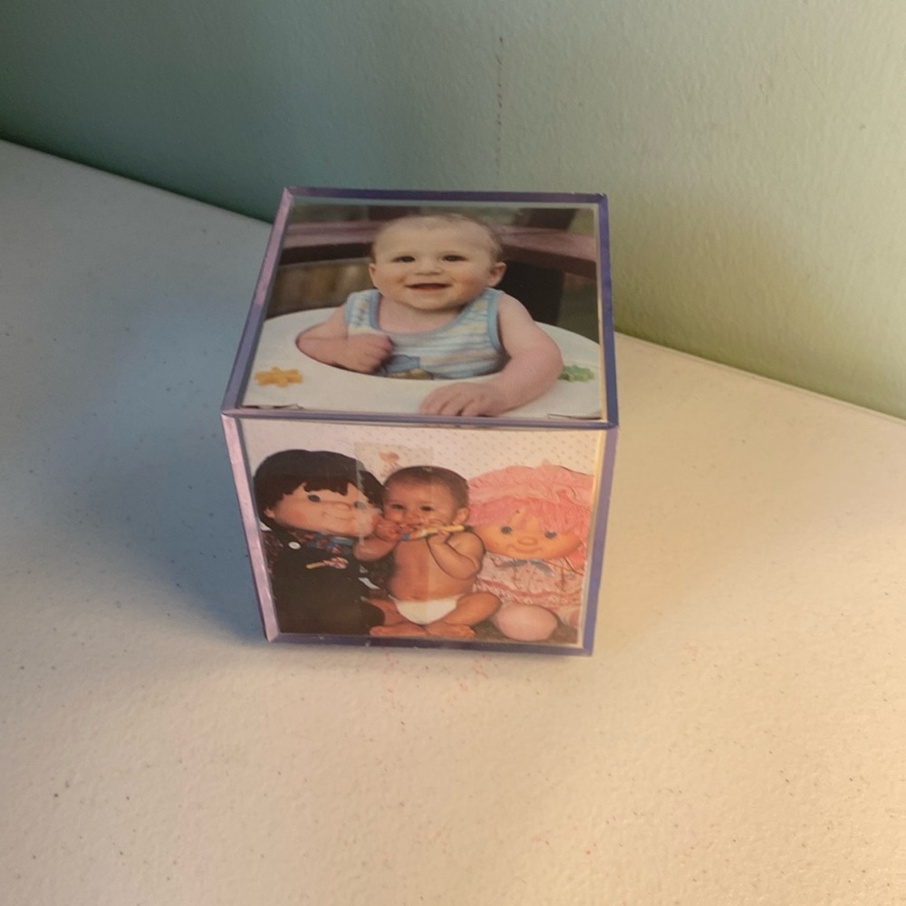 Vintage Acrylic Rotating Photo Cube with Music Box Feature